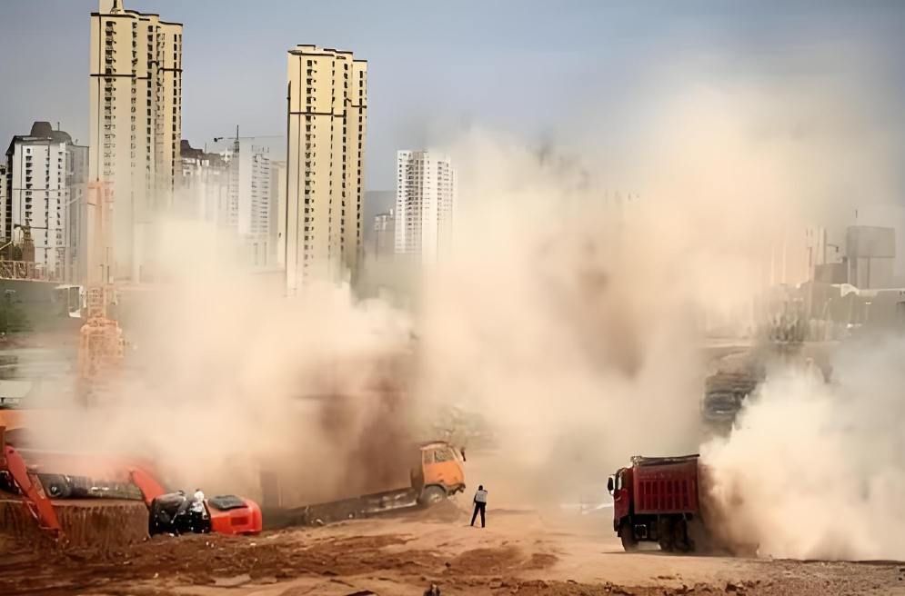 《中華人民共和國大氣污染防治法》明確規(guī)定,企業(yè)事業(yè)單位應當防止、減少環(huán)境污染,對所造成的損害依法承擔責任。 《中華人民共和國大氣污染防治法》明確規(guī)定,企業(yè)事業(yè)單位應當防止、減少環(huán)境污染,對所造成的損害依法承擔責任。